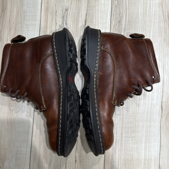 Women’s Born Full Leather size 9.5 M Lace up Brown Ankle Boots Like New - Picture 7 of 8